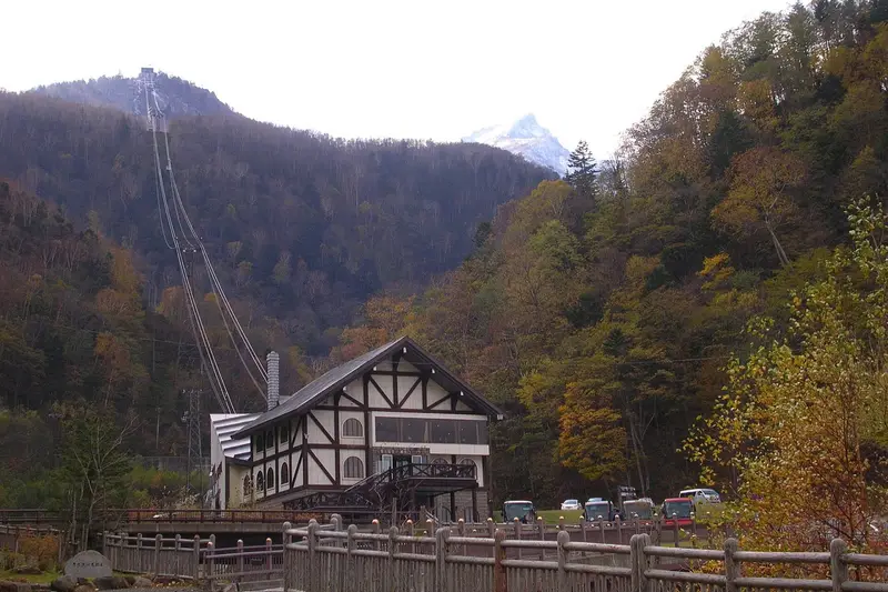 Autumn foliage at Daisetsuzan (Asahidake)